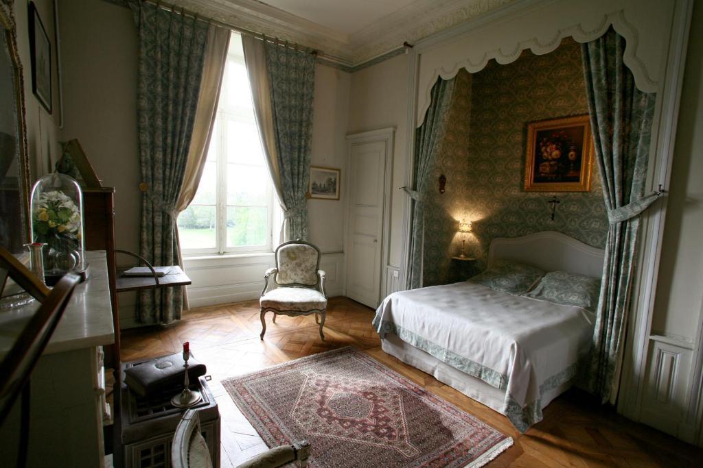 Chateau De Beaujeu Sens-Beaujeu Rom bilde
