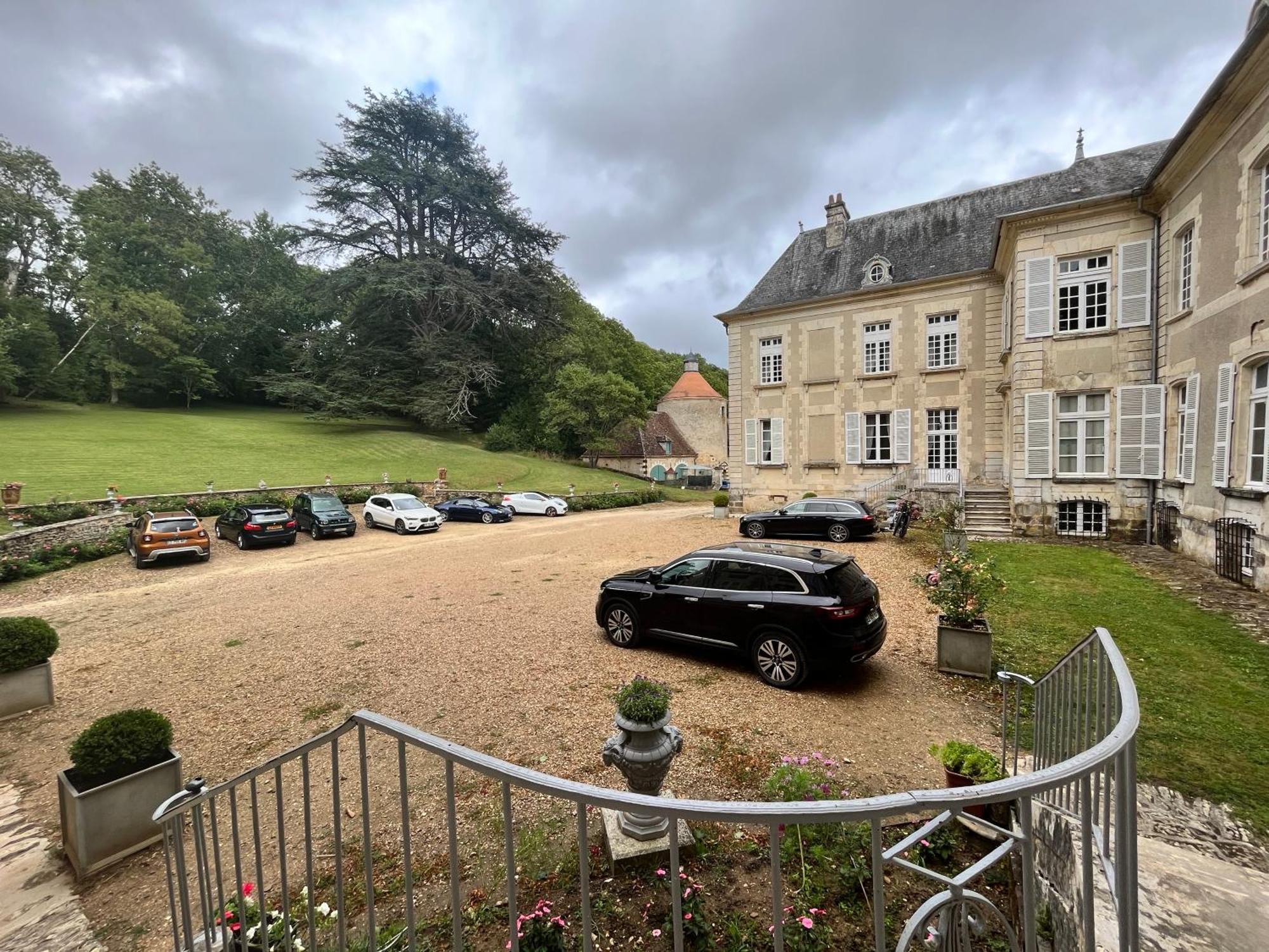 Chateau De Beaujeu Sens-Beaujeu Eksteriør bilde
